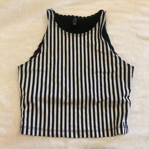 Onzie Cropped Workout Tank